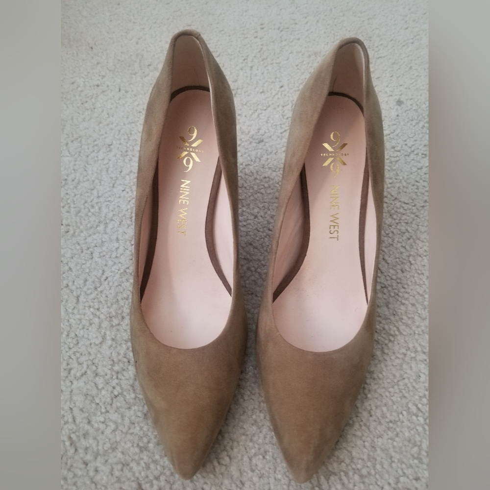 Ladies shoes.
